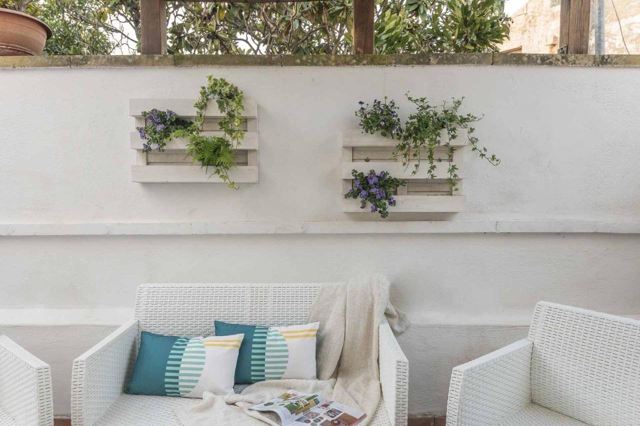 Terzo Campanello - Terrazza Nel Centro Storico Leilighet Lecce Eksteriør bilde